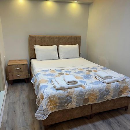 Pilot Hotel 2 Tayakadin Bagian luar foto